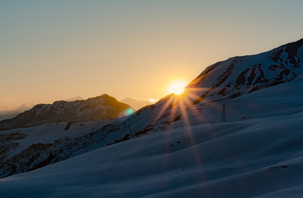 Crisp High-Altitude Slopes & Undisturbed Alpine Peace in Val d'Isère